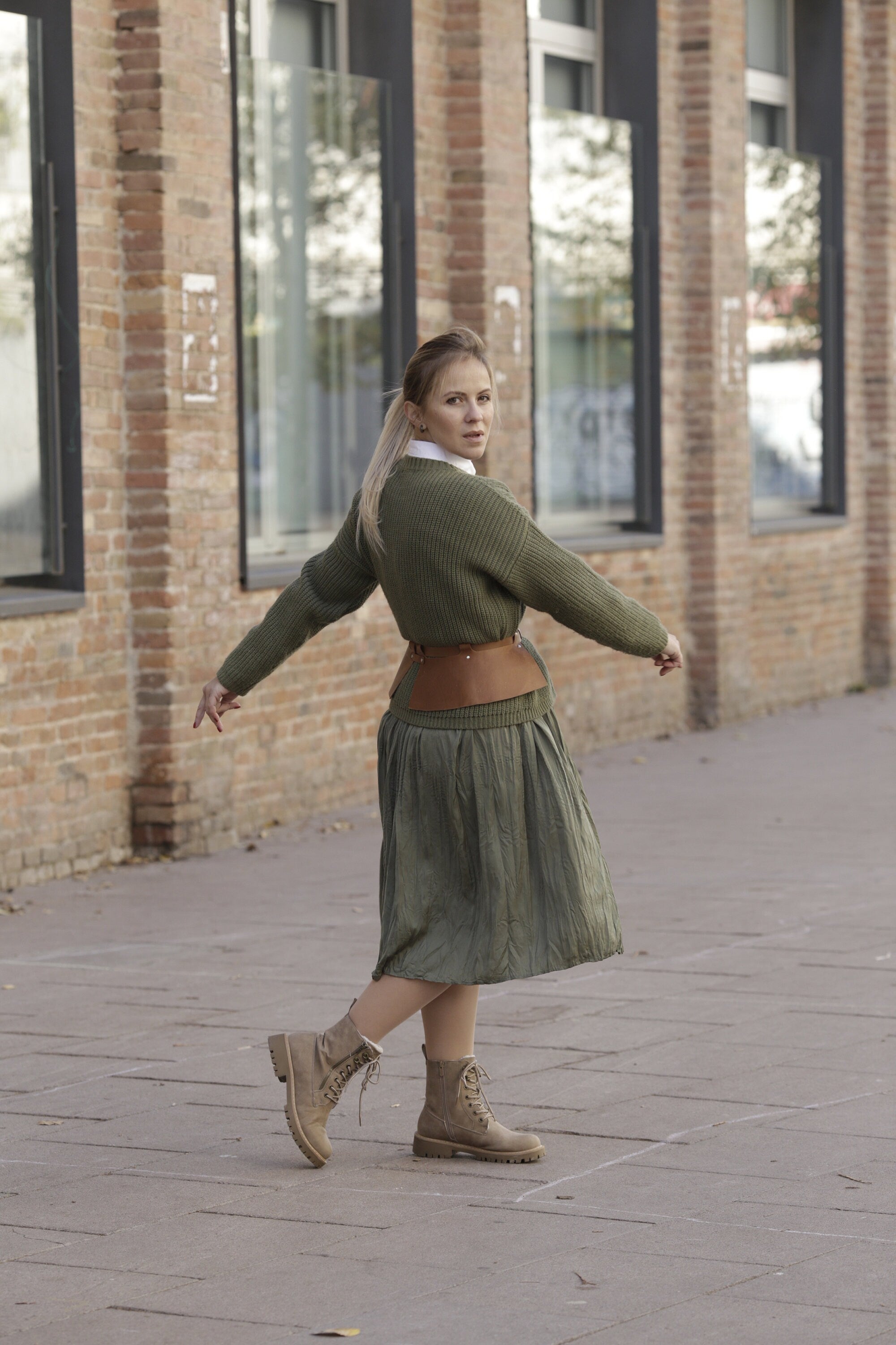 Corset top Belt Handmade Genuine Leather for #skirt #leatherskirt #peplum  #peplumbelt #peplumskirt #leatherdress …